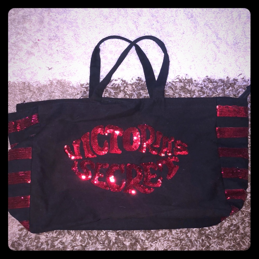 💋 Victoria secret rhinestone travel bag